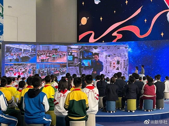 Қытай ғарыш станциясының алғашқы ғарыштық сабағы ресми түрде басталды