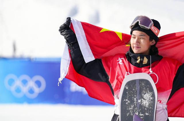 Қытайлық Су Имин сноубордтан күміс медаль алды
