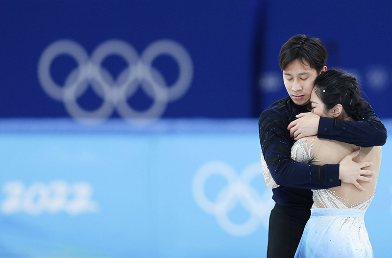 Бейжің қысқы Олимпиадасы: жұптық сырғанаудан Қытай алтын медаль алды