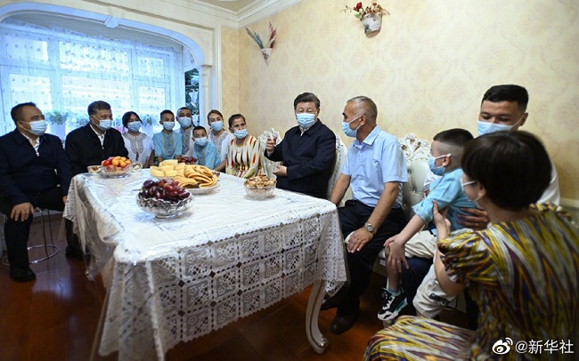 Си Цзиньпин Шыңжаңның Үрімжі қаласында қызметтік тексеріс жүргізді