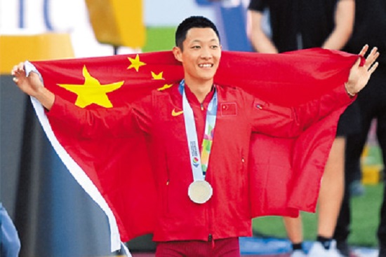 Қытайлық Ван Цзянань әлем чемпионатында ұзындыққа секіруден алтын медаль алған алғашқы Азиялық спортшы атанды