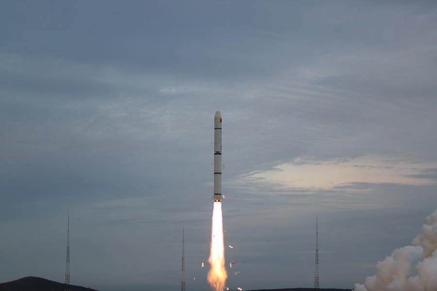 Еліміз 5 метрлік S-SAR01 спутнигін сәтті ұшырды