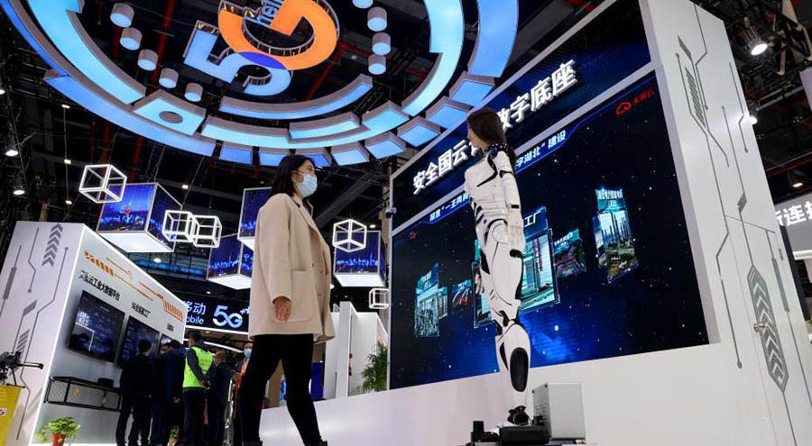 Уханьда 2022  Қытай 5G + өнеркәсіптік интернет конференциясы ашылды
