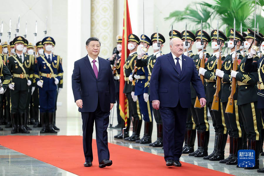 Си Цзиньпин Беларусь Президенті Лукашенкомен келіссөздер жүргізді