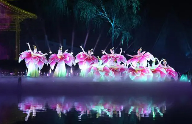 Қытай 40-ыншы Лоян пион гүлінің мәдени фестивалі шымылдығын ашты