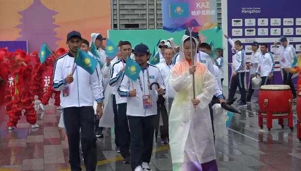 Азиада, Ханчжоу-2022: Олимпиадалық ауылда Қазақстанның туы ресми көтерілді