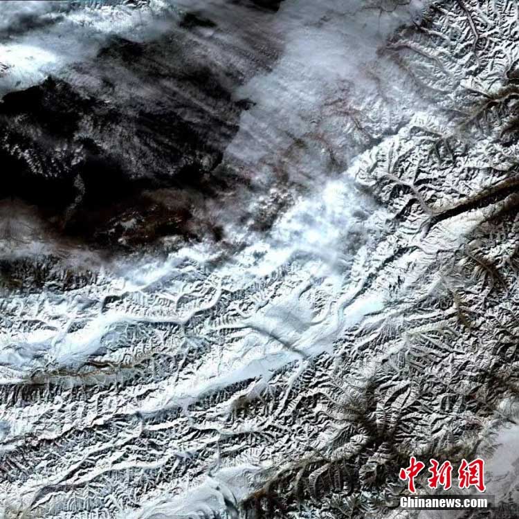 Қытайдың азаматтық және коммерциялық спутниктері Ақсудағы жер сілкінісінің салдарын жоюға көмектесті