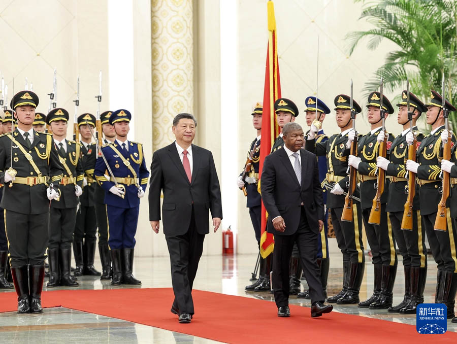 Си Цзиньпин Ангола Президенті Лоренцомен келіссөздер жүргізді