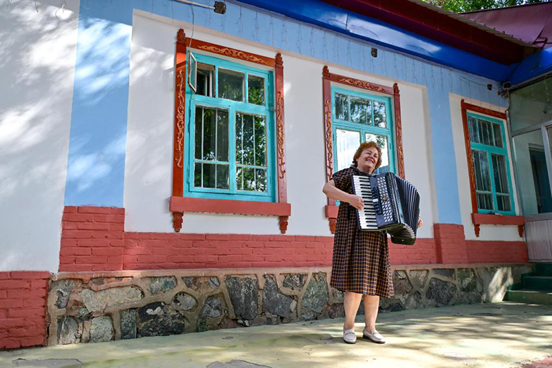 Шыңжаңдық әйел Зәйтүна ескі үйлер мен тағамдар арқылы татар мәдениетіне мұрагерлік етіп келеді