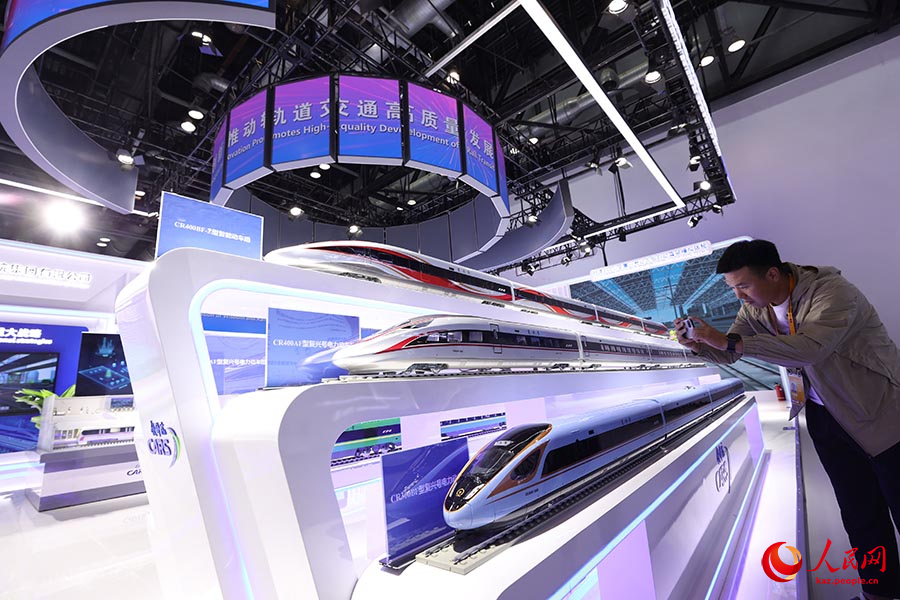 2024 Қызмет көрсету және сауда жәрмеңкесі дүбірлі басталды