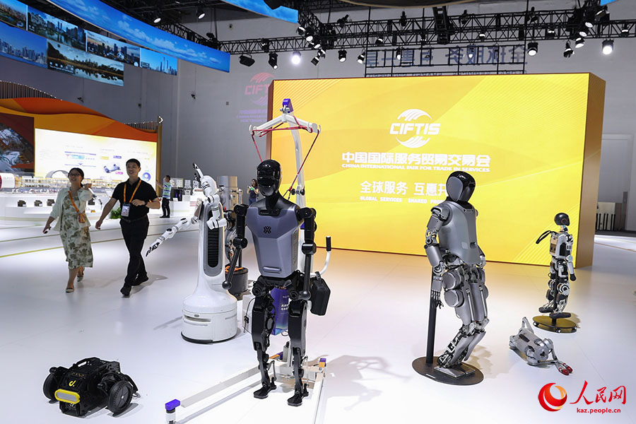 2024 Қызмет көрсету және сауда жәрмеңкесі дүбірлі басталды