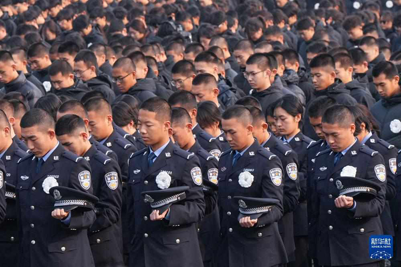 Нанкиндегі қырғын құрбандарын ұлттық еске алу рәсімі өтті