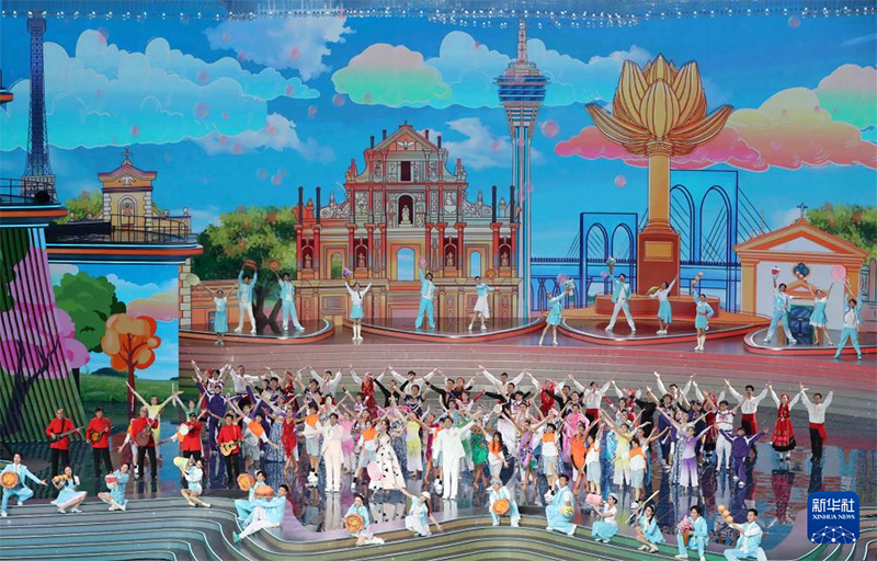 Аомэньның отанға оралуының 25 жылдығына арналған әдеби-көркем кеш өтті