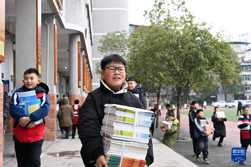 Қытайда жаңа семестр басталды