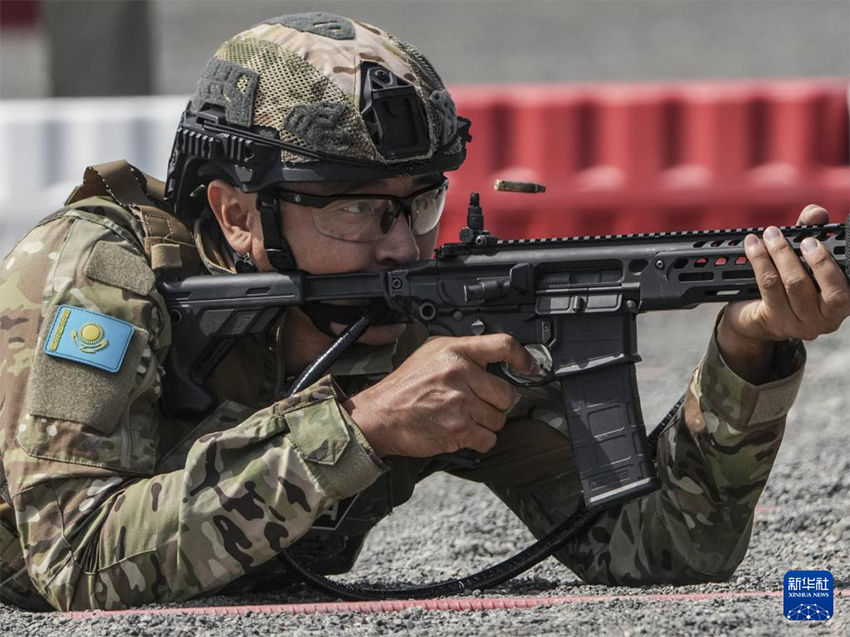 Қытай-Орталық Азия Қоғамдық қауіпсіздік ішкі істер департаменті арнайы полиция дағдылары бойынша алғашқы байқау басталды