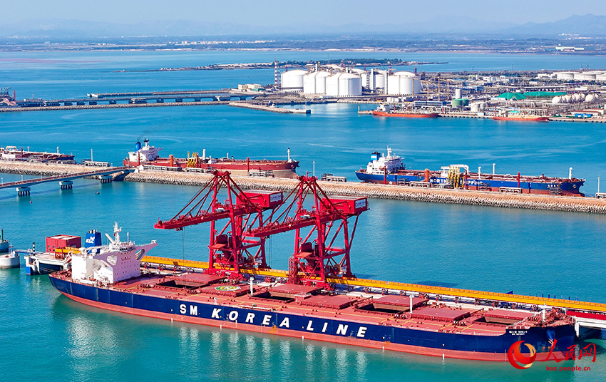 Елдегі алғашқы 400 000 тонналық цифрлық интеллектуалды терминал Циндао портында пайдалануға берілді