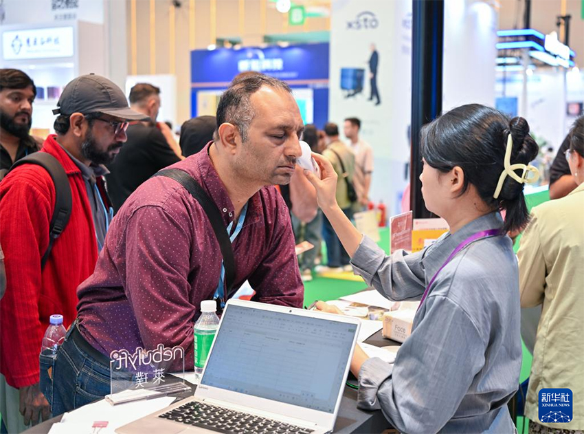 138-інші Кантон жәрмеңкесі жабылды, Қатысқан шетелдік сатып алушылардың саны жаңа деңгейге жетті