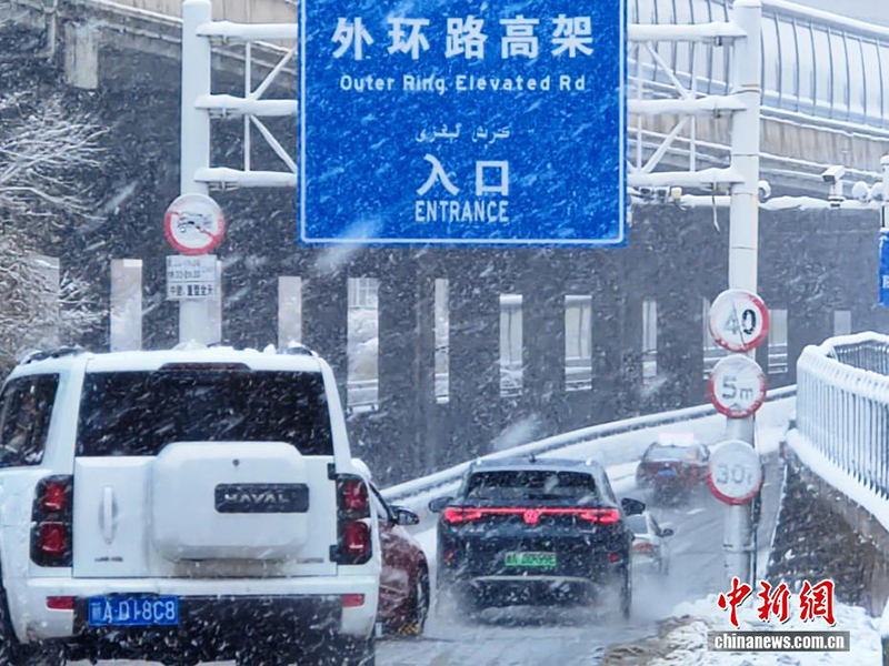 Үрімжіде қалың қар жауды