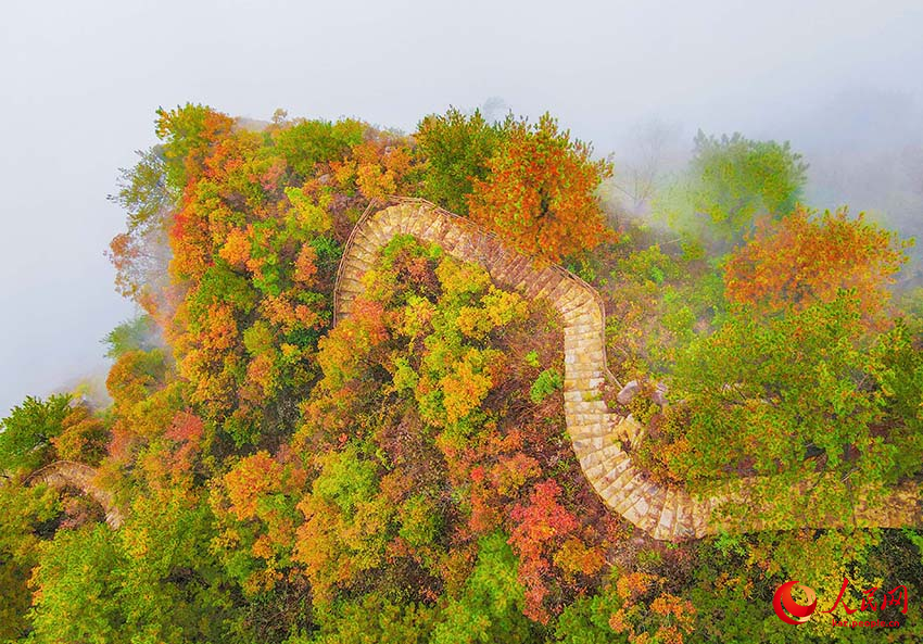 Юэси, Аньхой: Таудағы күз және шөккен бұлт