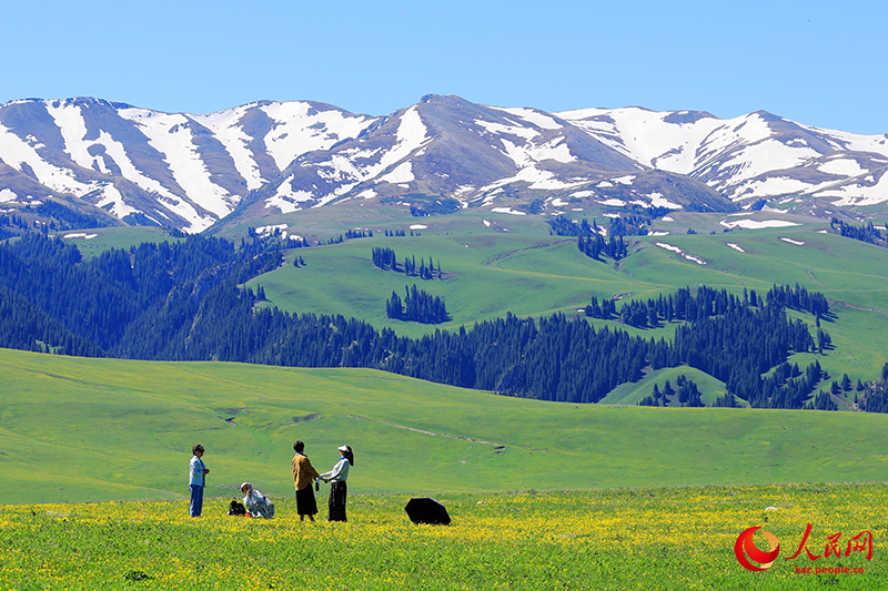 2025 жылдың алғашқы 10 айында Шыңжаң 299 миллион турист қабылдады