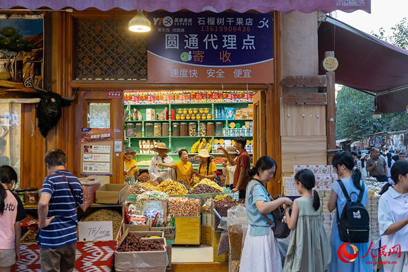 2025 жылдың алғашқы 10 айында Шыңжаң 299 миллион турист қабылдады