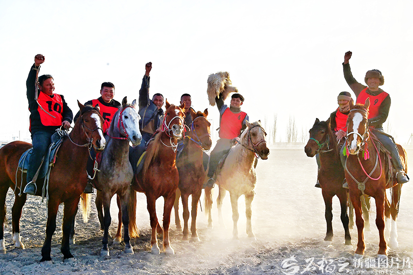 Қысты жылытқан көкпар! Бағраштағы қысқы көкпар ойыны дәстүрлі ғұрыптың өміршеңдігін көрсетті