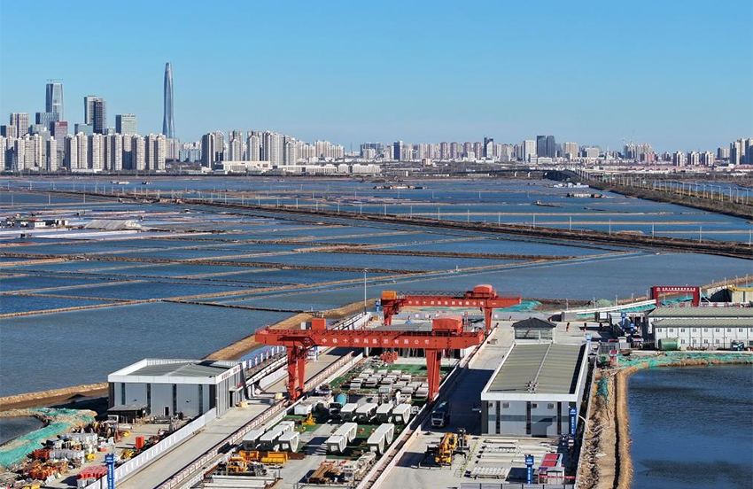 «Хайхэ өзеніндегі бірегей жүрдек теміржол туннелі» сәтті тұтасты