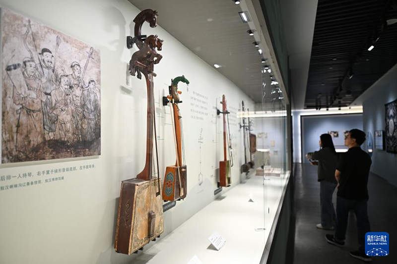 Гуанчжоуда Жібек жолы бойындағы алуан түрлі музыкалық мәдениет көрмесі ашылды