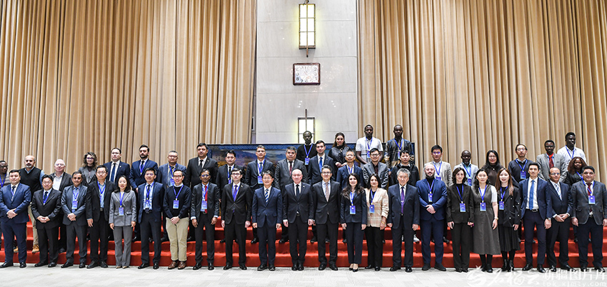 Үрімжі қаласында ОАӨЭЫ бойынша көшбасшылық тренингі өтті