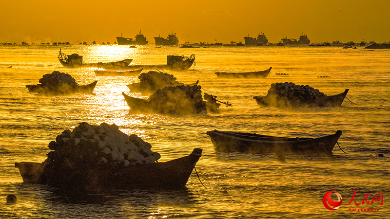 Шаньдун өлкесі Жунчэн қаласы Айлунь шығанағындағы «теңіз тұманы» құбылысы