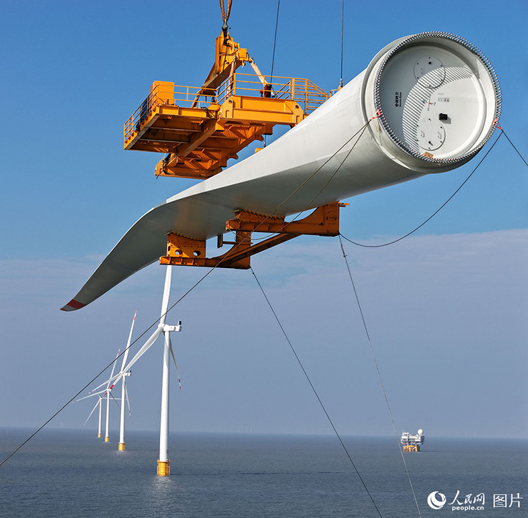 Қытайдың теңіздегі жел энергетикасы саласындағы жағалаудан ең алыс жобасы электр желісіне толық қосылды