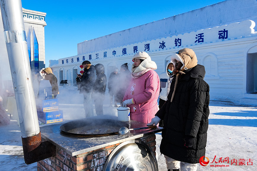 Эргуна, Ішкі Моңғол: минус 30 градус температурада балық аулау