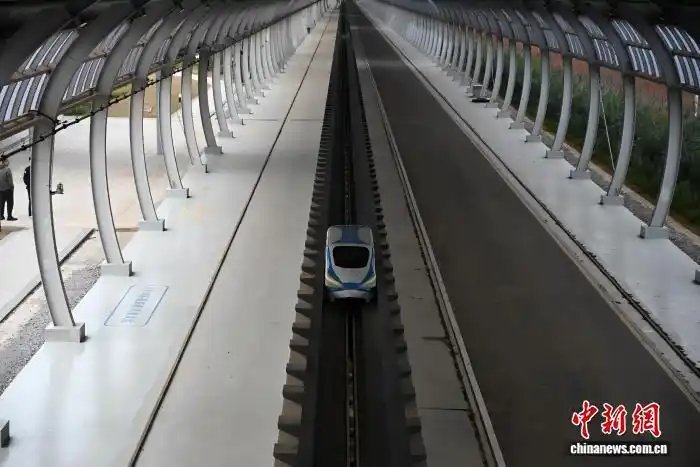 Қытайдың магнитті пойызы сынақ кезінде 800 км/сағ жылдамдықпен жаңа рекорд орнатты