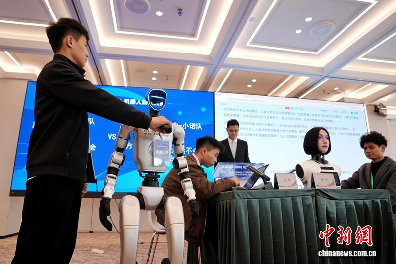 2025 гуманоидты роботтардың жылы болды: ойын қойды, спортқа қатысты, пікірталасқа түсті