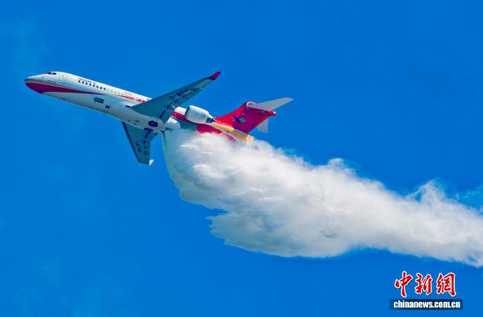 Алты C909 өрт сөндіру ұшағына тапсырыс берілді