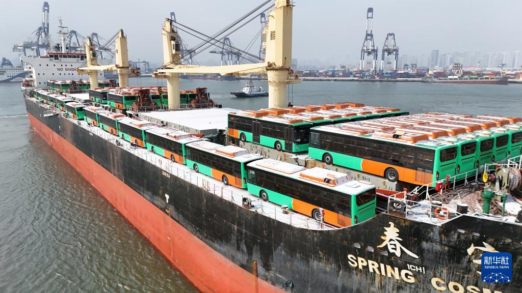 Шаньдун өлкесінің Яньтай қаласында табиғи газбен жүретін автобустар Мексикаға экспортталды
