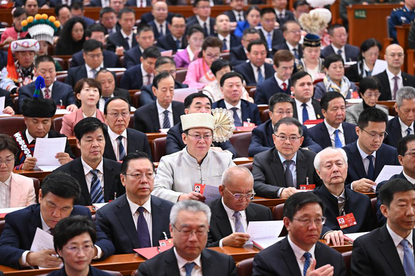 Мемлекеттік XIV Халық құрылтайының төртінші сессиясының жабылу жиналысы өтті