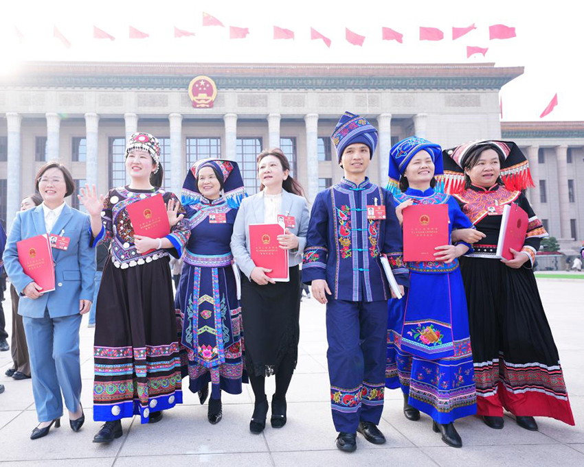 Мемлекеттік XIV Халық құрылтайының төртінші сессиясының жабылу жиналысы өтті