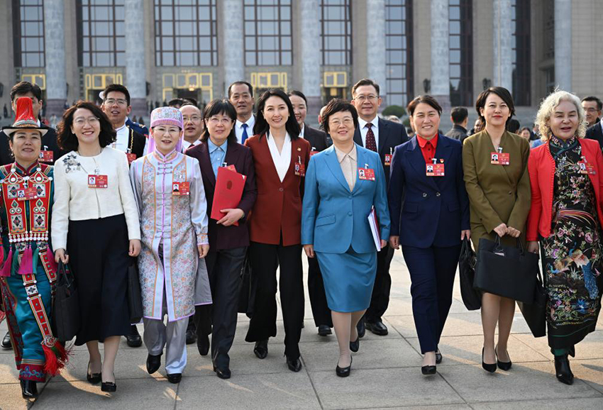 Мемлекеттік XIV Халық құрылтайының төртінші сессиясының жабылу жиналысы өтті