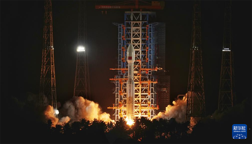 Еліміз спутниктік интернеттің төменгі орбитадағы 20 спутнигін сәтті ұшырды