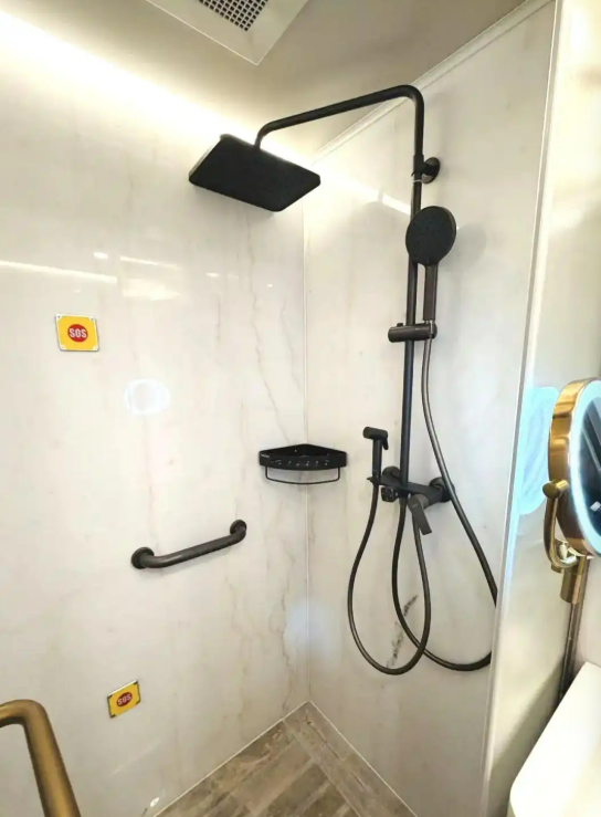 Шыңжаң темір жолы туристік пойыздарды жаңартып, «жылжымалы қонақ үйлерді» салды