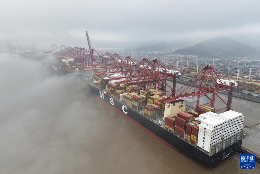 Нинбо-Чжоушань порты: порт аймағында жұмыс қызу жүріп жатыр