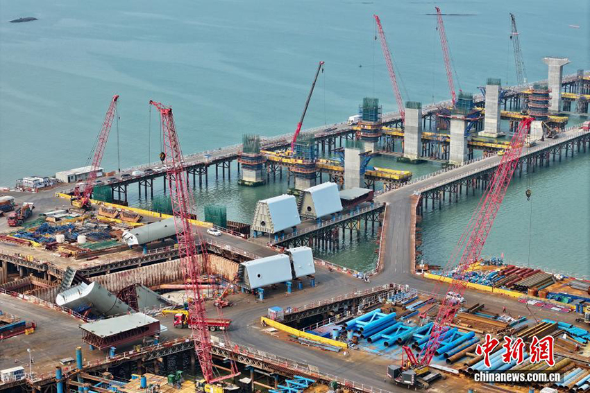 Сямэнь-Цзиньмэнь көпірі (Сямэнь учаскесі) жобасының құрылысы қарқынды жүріп жатыр