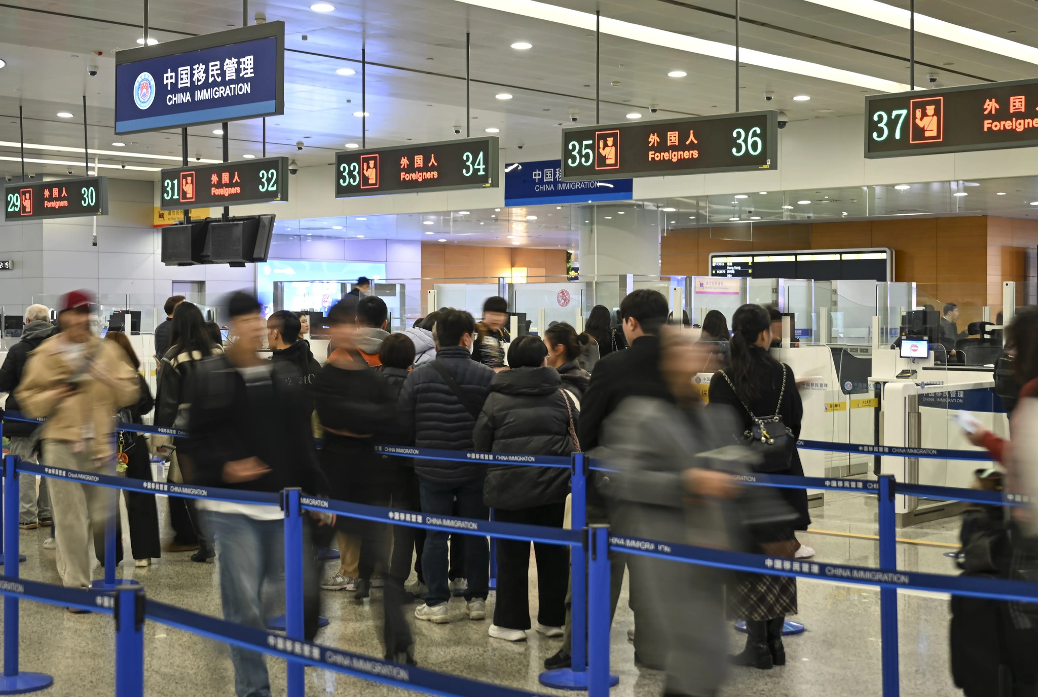 Шанхай порттары үстіміздегі жылдың бірінші тоқсанында 10,43 миллионнан астам елге кіріп-шыққан жолаушыларды өткізді