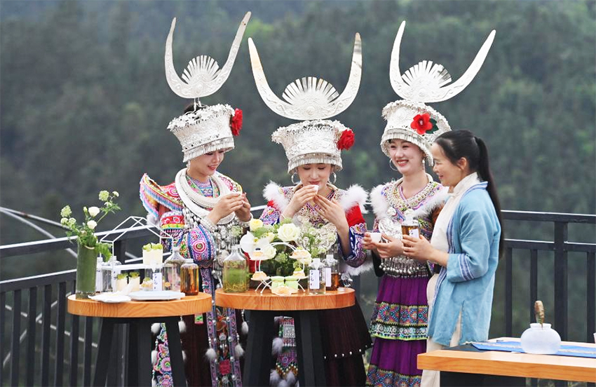 Көктемгі серуен және шай туризмінің мәдени іс-шарасы