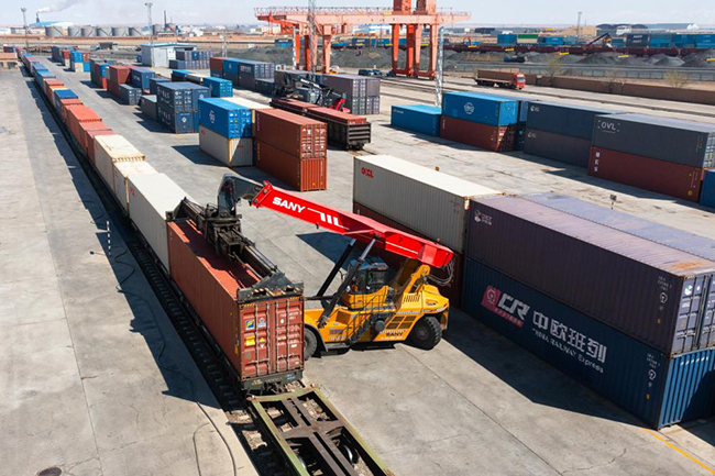 Орталық дәліздегі Қытай-Еуропа пойыздарының өту саны биыл 1500-ден асты